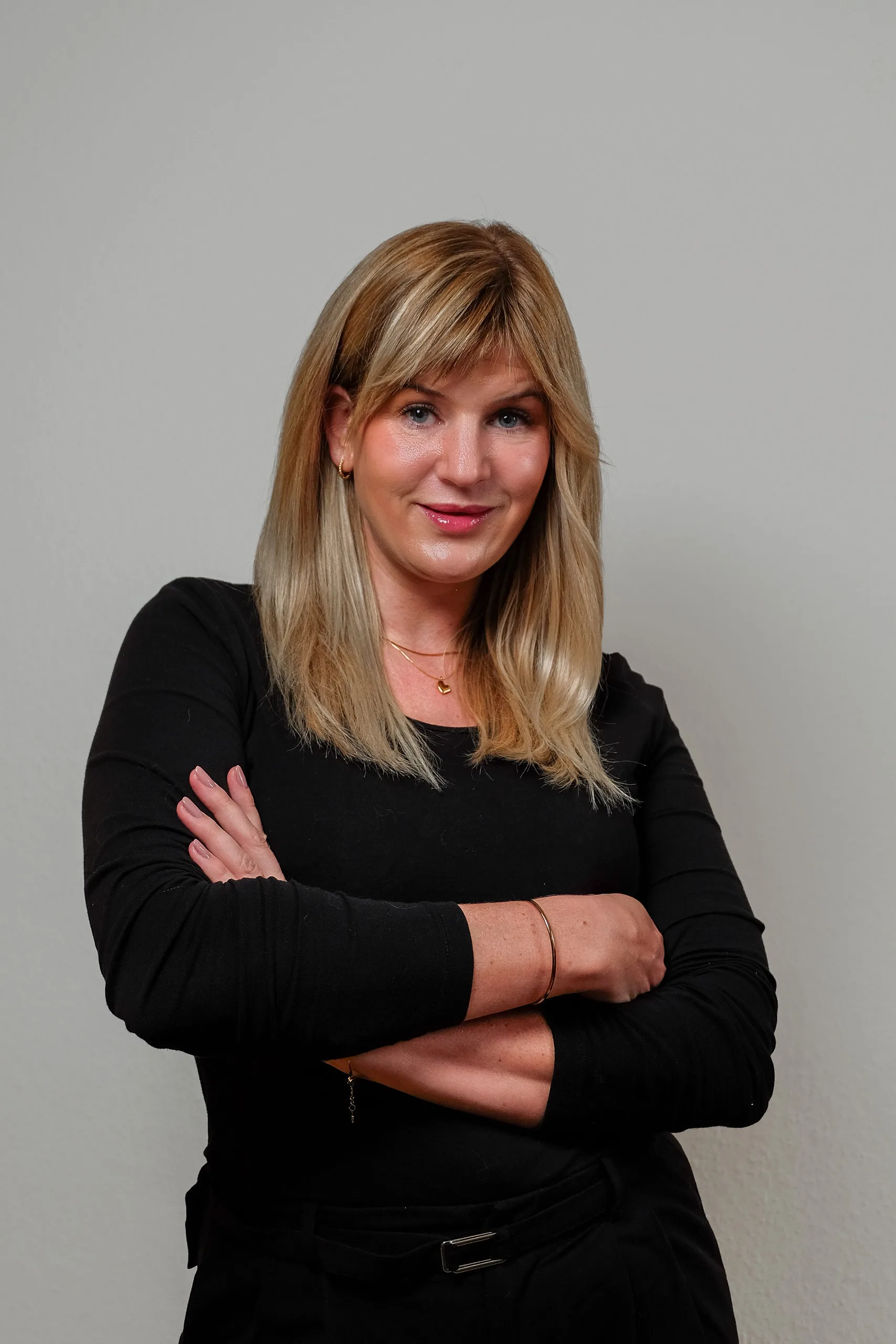 Frau Schere — Bild 1